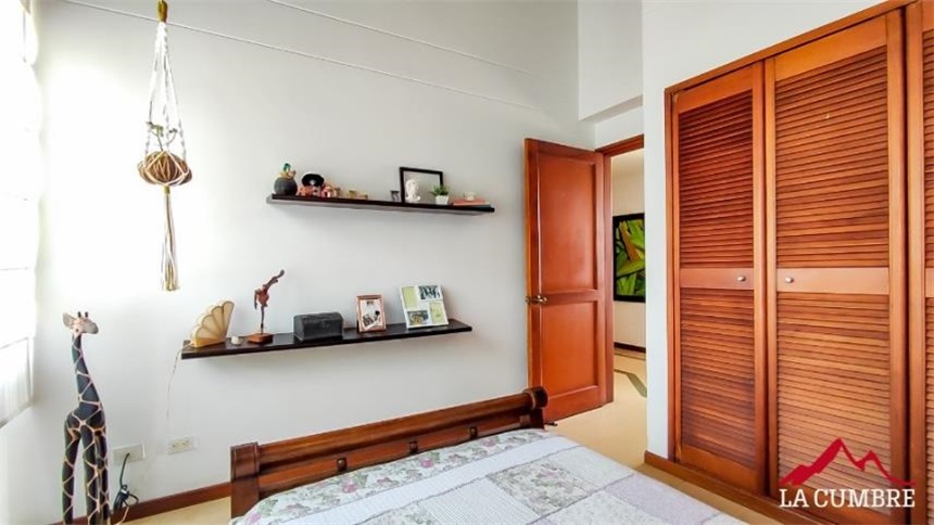 Casa de 3 alcobas en venta en Alto De Misael, Envigado, 186 m² · foto 12 de 20