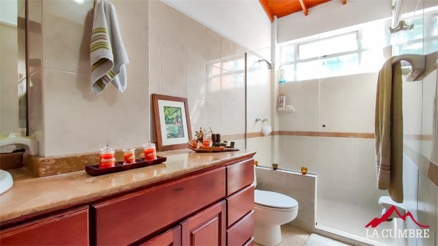 Casa de 3 alcobas en venta en Alto De Misael, Envigado, 186 m² · foto 20 de 20