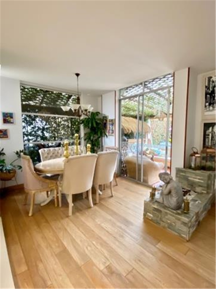 Casa de 3 alcobas en venta en Cerca De Piedra, Chía, 148 m² · foto 2 de 24