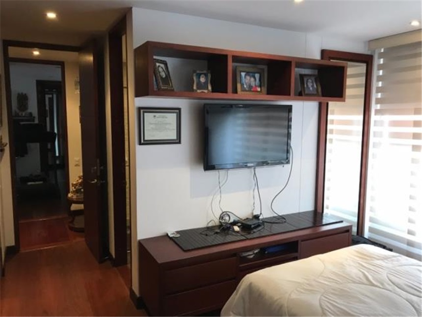 Apartamento de 4 alcobas en venta en Santa Barbara, Bogotá, 164 m² · foto 15 de 24