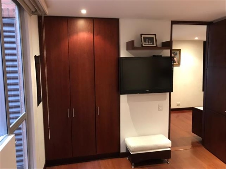 Apartamento de 4 alcobas en venta en Santa Barbara, Bogotá, 164 m² · foto 19 de 24