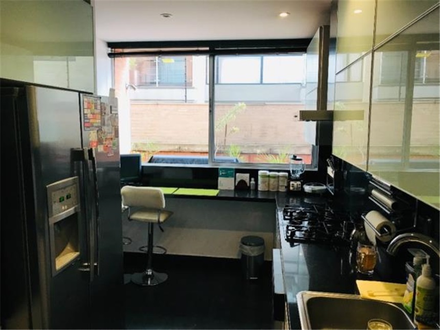 Apartamento de 4 alcobas en venta en Santa Barbara, Bogotá, 164 m² · foto 8 de 24
