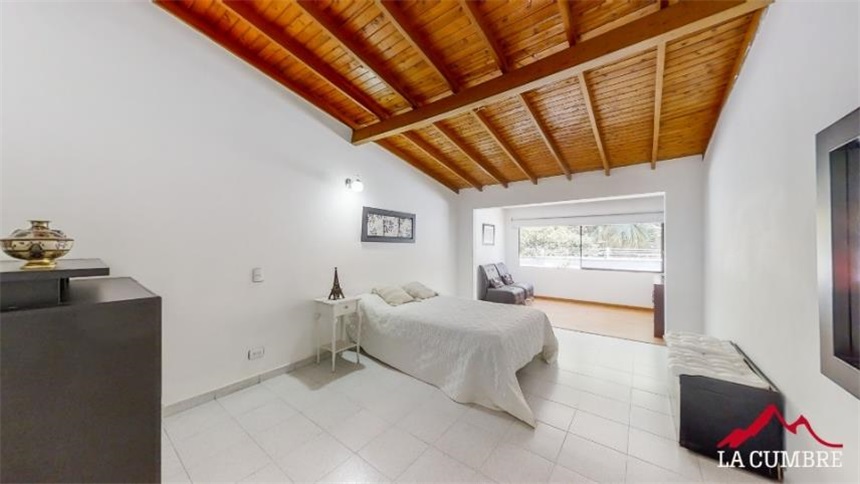 Casa de 4 alcobas en venta en Los Balsos, Medellín, 325 m² · foto 9 de 21