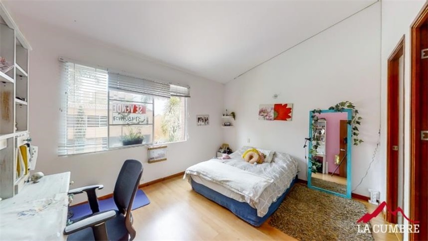 Casa de 3 alcobas en venta en Loma Benedictinos, Envigado, 286 m² · foto 19 de 24