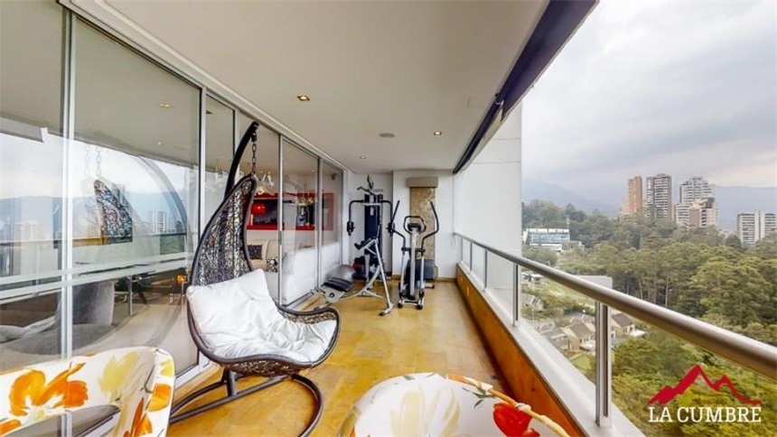 Apartamento de 3 alcobas en venta en Los Balsos, Medellín, 230 m² · foto 18 de 18