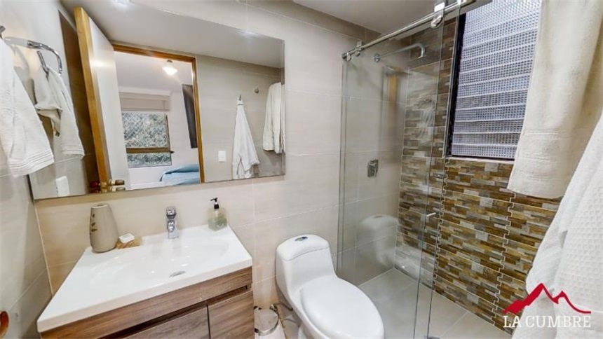 Apartamento en venta en El Poblado, Medellín · foto 18 de 19
