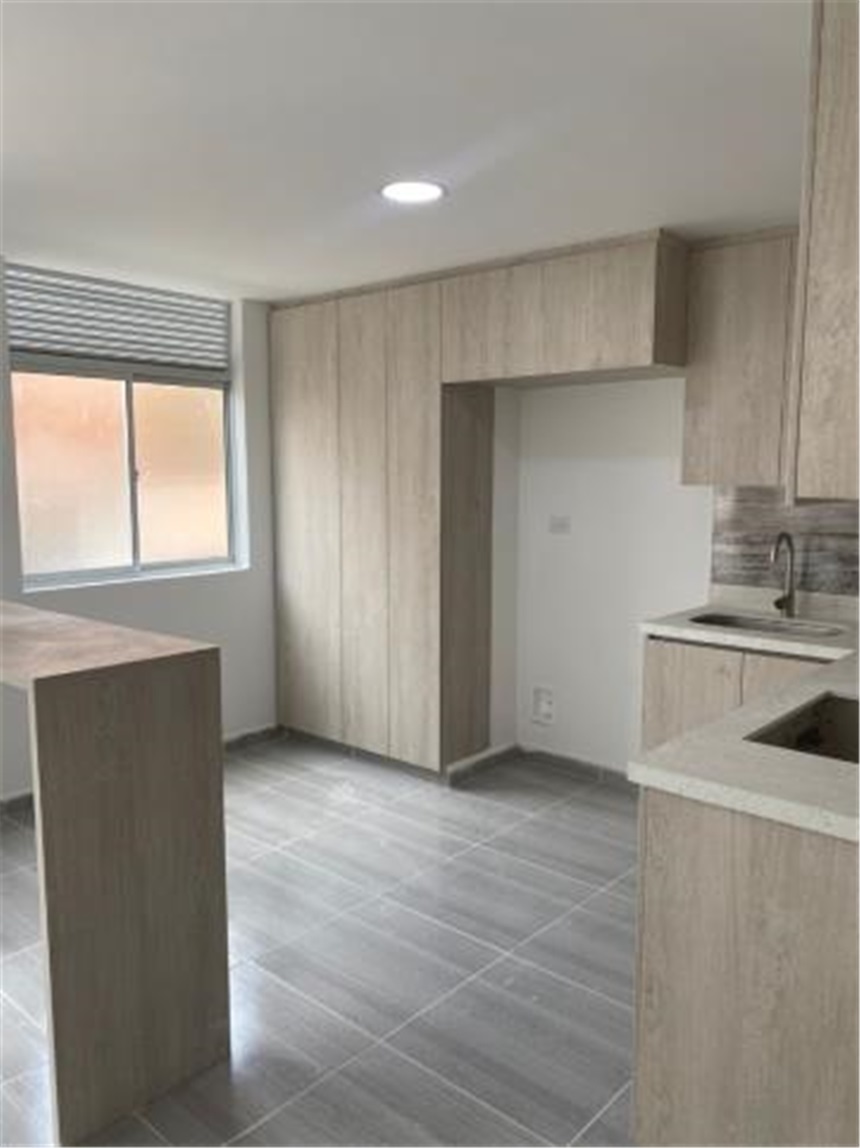 Apartamento de 2 alcobas en venta en Cabañas, Bello, 70 m² · foto 4 de 11