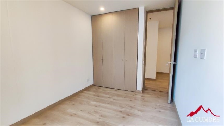 Apartamento de 3 alcobas en venta en Altos Del Poblado, Medellín, 89 m² · foto 13 de 21