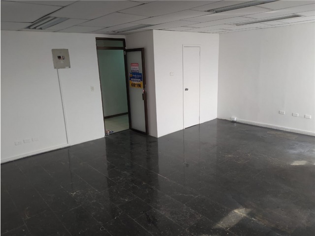 Oficina en Arriendo - Más