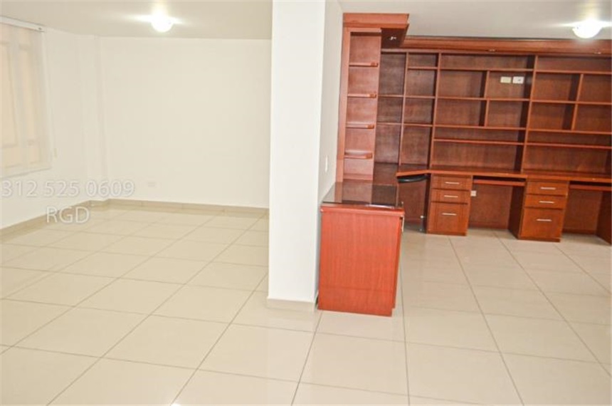 Casa de 7 alcobas en venta en Centro Tocancipá, Tocancipá, 314 m² · foto 14 de 18