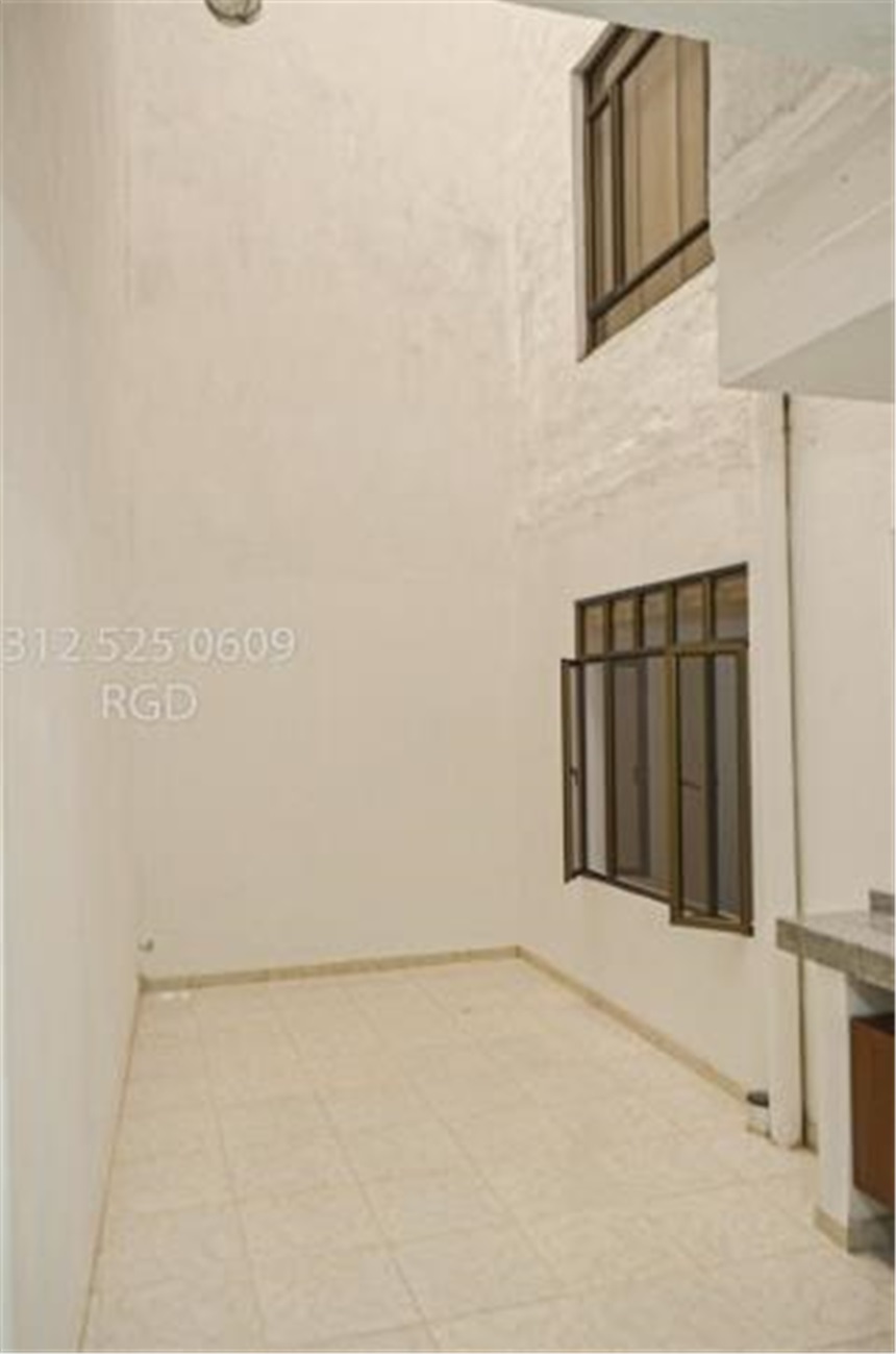 Casa de 7 alcobas en venta en Centro Tocancipá, Tocancipá, 314 m² · foto 5 de 18