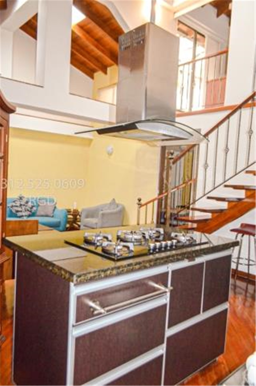 Casa de 7 alcobas en venta en Sector Centro, Tocancipá, 314 m² · foto 2 de 23