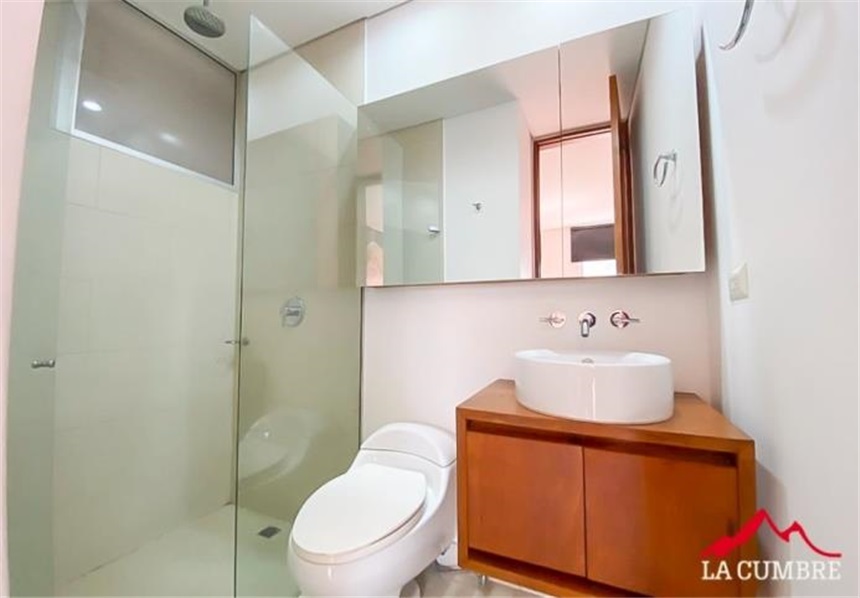 Apartamento en arriendo en El Poblado, Medellín · foto 13 de 24