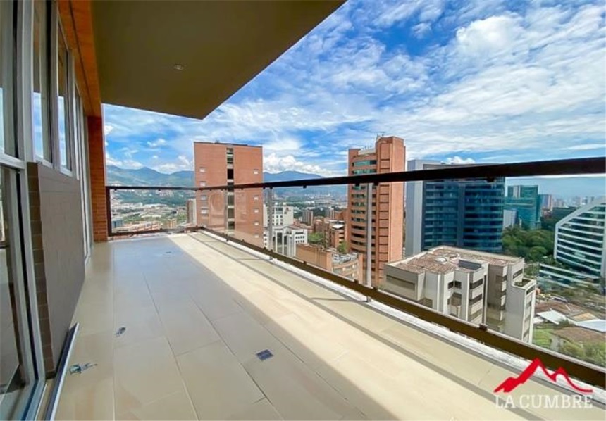 Apartamento en arriendo en El Poblado, Medellín · foto 21 de 24