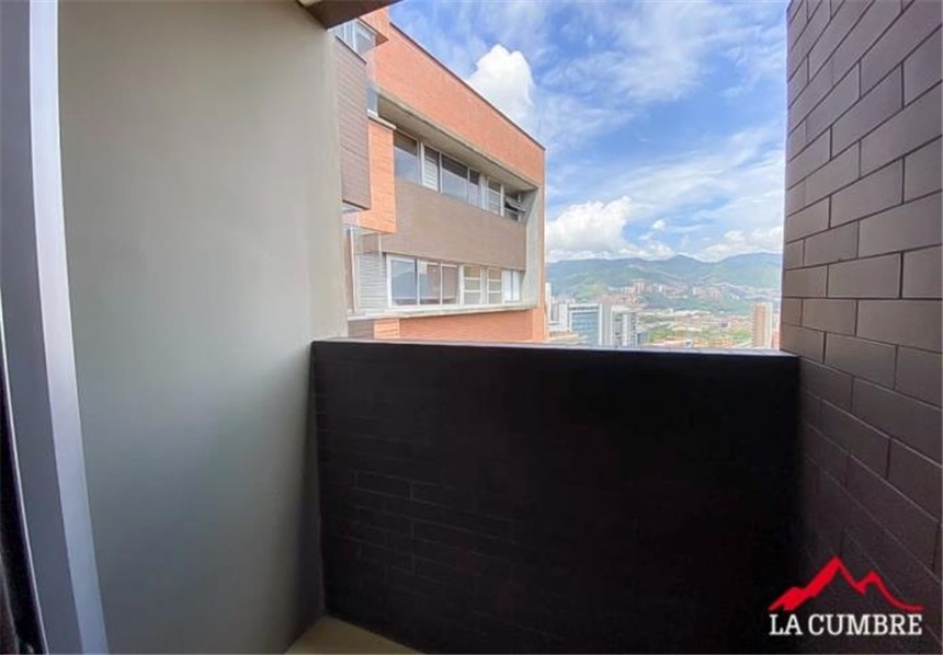Apartamento en arriendo en El Poblado, Medellín · foto 24 de 24