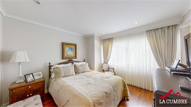 Apartamento de 3 alcobas en venta en Altos Del Poblado, Medellín, 240 m² · foto 20 de 22