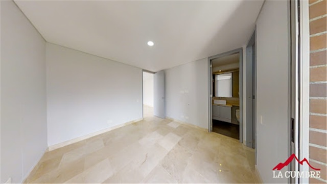 Apartamento de 3 alcobas en venta en Santa Maria De Los Angeles, Medellín, 227 m² · foto 18 de 24