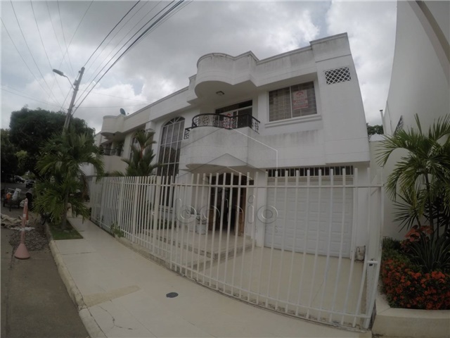 Casa en venta en La Castellana, Montería · foto 2 de 23