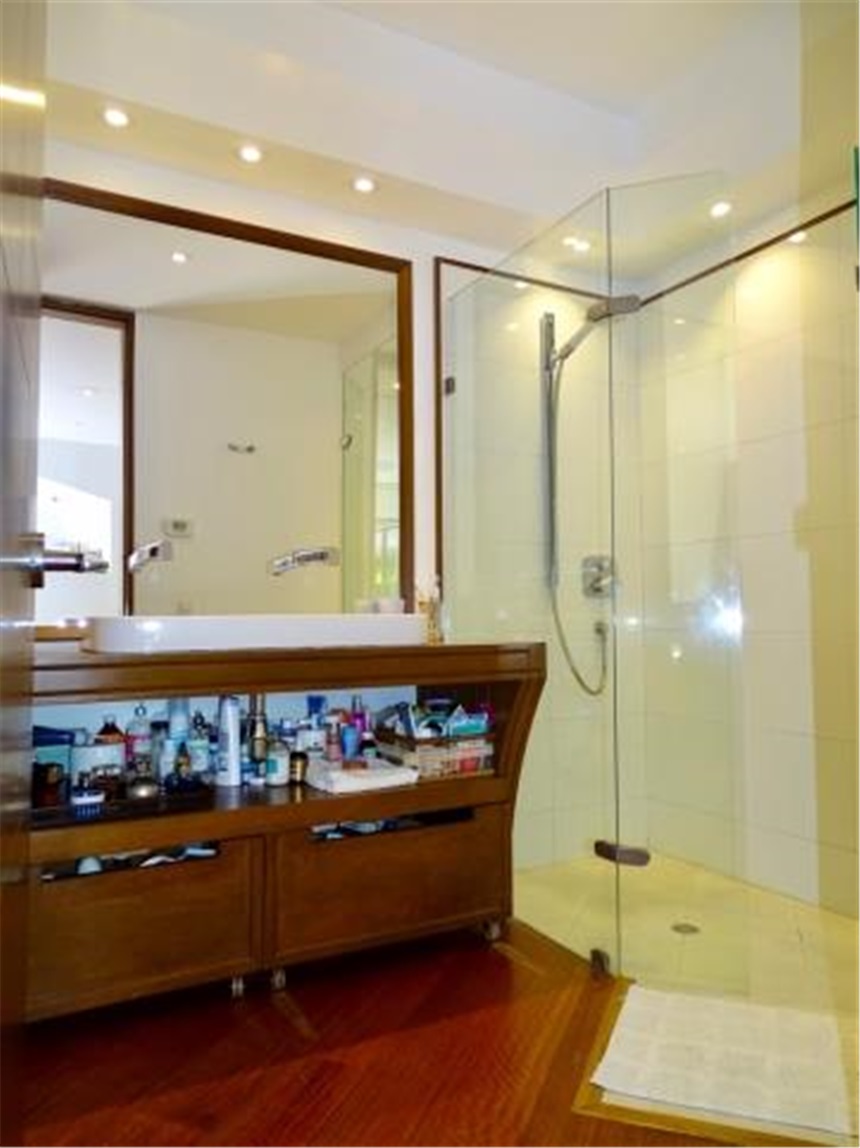 Apartamento de 4 alcobas en venta en Lindaraja, Bogotá, 197 m² · foto 14 de 24