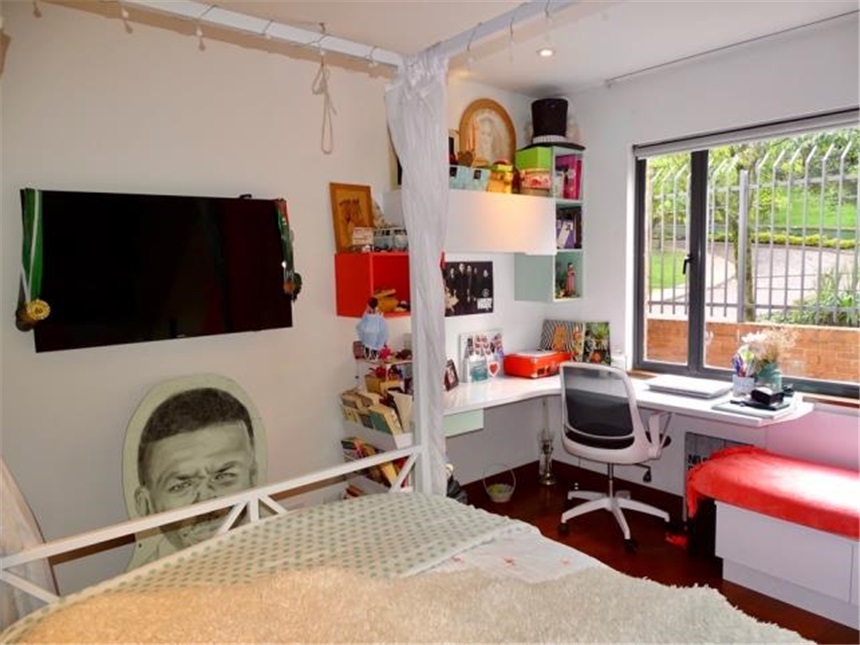 Apartamento de 4 alcobas en venta en Lindaraja, Bogotá, 197 m² · foto 20 de 24