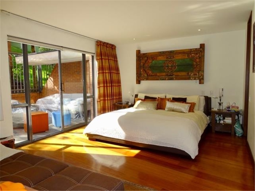 Apartamento de 4 alcobas en venta en Lindaraja, Bogotá, 197 m² · foto 12 de 24