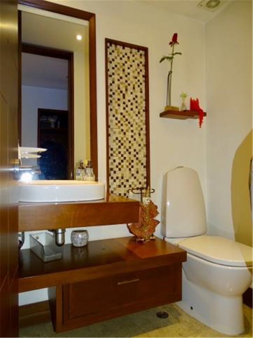 Apartamento de 4 alcobas en venta en Lindaraja, Bogotá, 197 m² · foto 8 de 24
