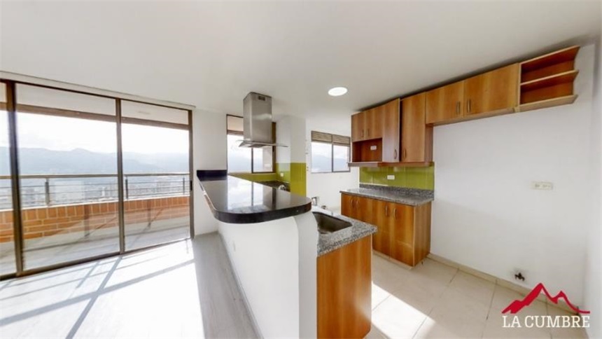 Apartamento de 3 alcobas en arriendo en El Tesoro, Medellín, 146 m² · foto 6 de 16