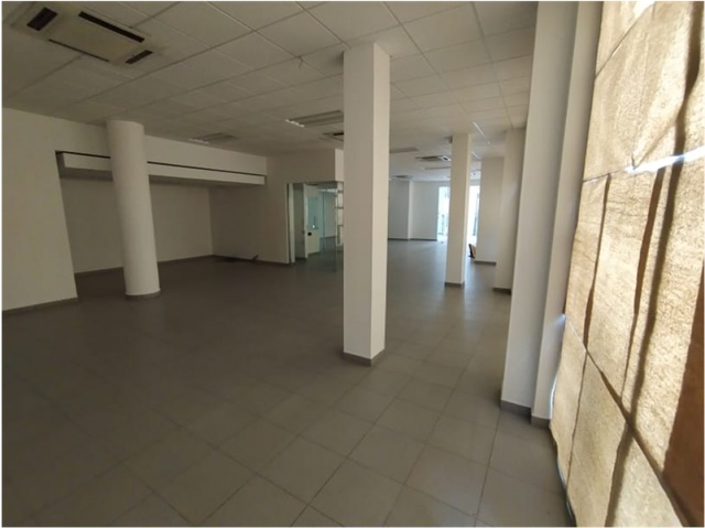 Local en Arriendo - Vista 4
