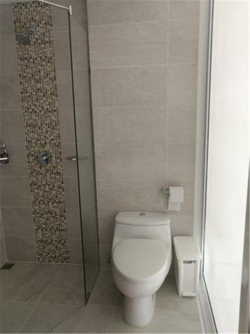 Casa de 5 alcobas en venta en Ruitoque, Floridablanca, 272 m² · foto 8 de 24