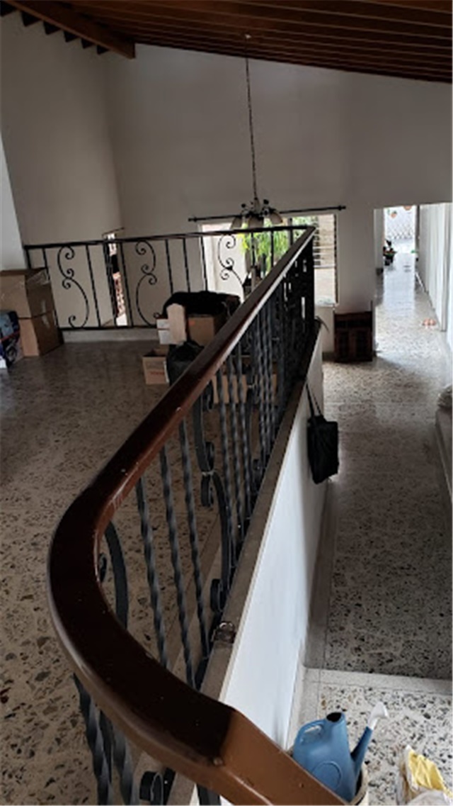 Casa de 5 alcobas en venta en Conquistadores, Medellín, 440 m² · foto 4 de 24