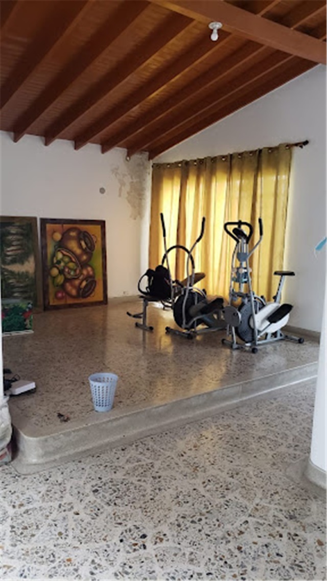 Casa de 5 alcobas en venta en Conquistadores, Medellín, 440 m² · foto 17 de 24