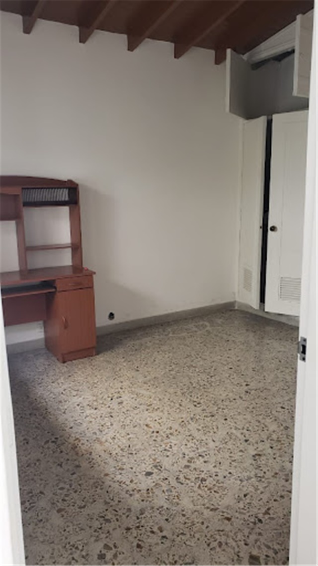 Casa de 5 alcobas en venta en Conquistadores, Medellín, 440 m² · foto 18 de 24