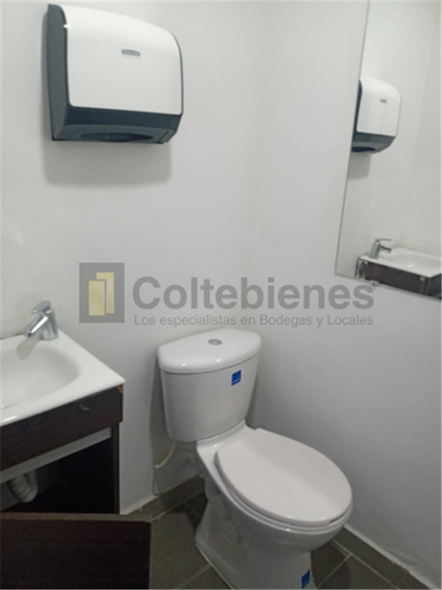 Local en arriendo en Santa Fe, Medellín, 200 m² · foto 16 de 17