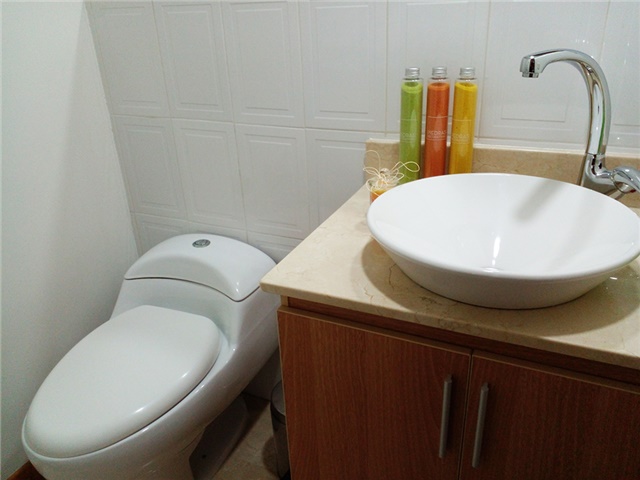 Apartamento de 3 alcobas en venta en El Tesoro, Medellín, 135 m² · foto 16 de 19