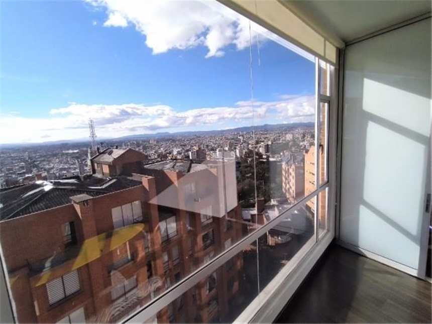 Piso – Bogotá, Pardo Rubio - Más