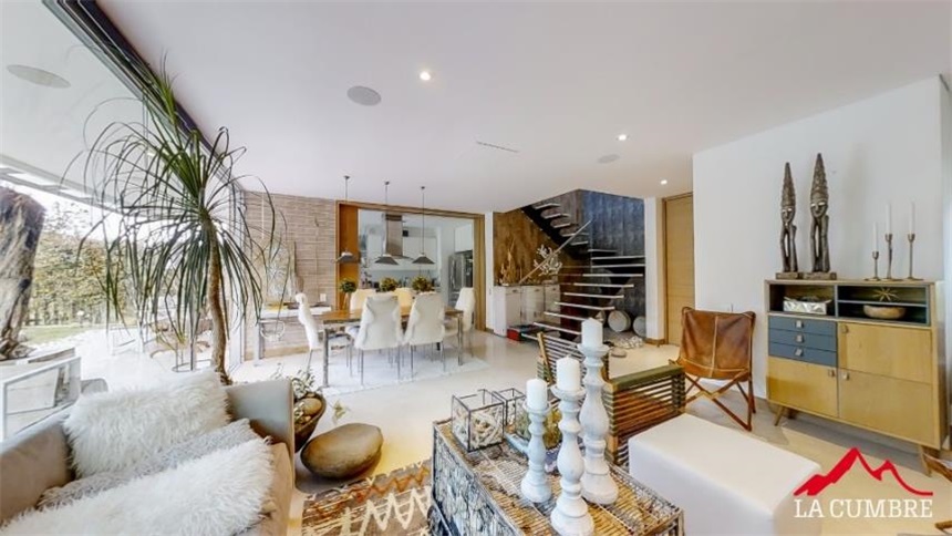 Casa de 3 alcobas en venta en Las Palmas, Envigado, 238 m² · foto 8 de 24
