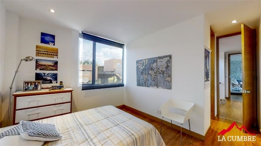 Casa de 3 alcobas en venta en Las Palmas, Envigado, 238 m² · foto 23 de 24