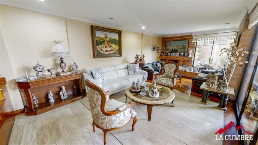 Casa de 5 alcobas en venta en El Poblado, Medellín, 312 m² · foto 6 de 24
