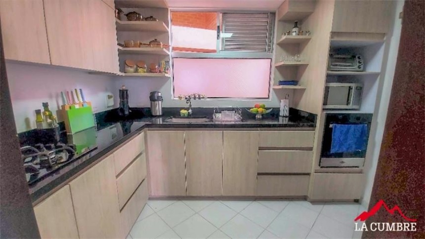 Apartamento en arriendo en El Poblado, Medellín · foto 11 de 24