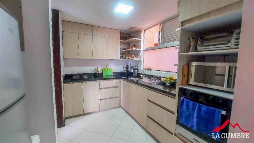 Apartamento en arriendo en El Poblado, Medellín · foto 12 de 24