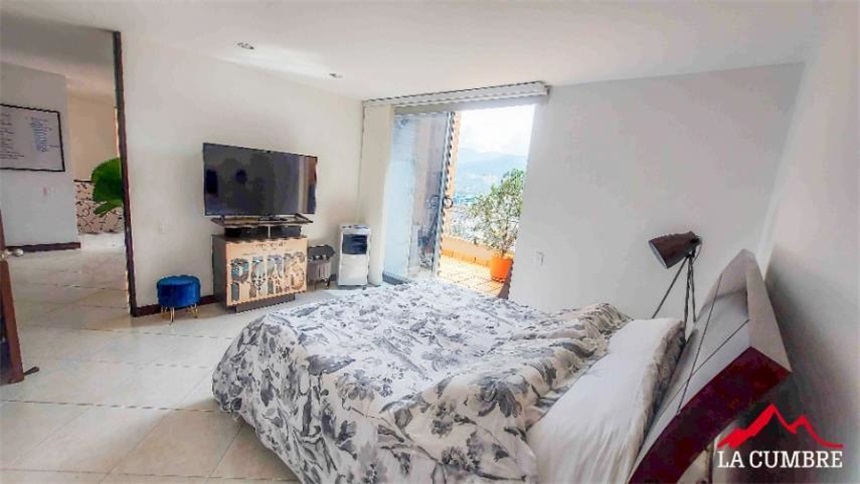 Apartamento en arriendo en El Poblado, Medellín · foto 19 de 24