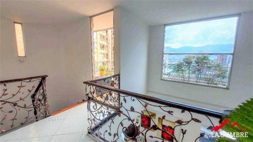 Apartamento en arriendo en El Poblado, Medellín · foto 6 de 24