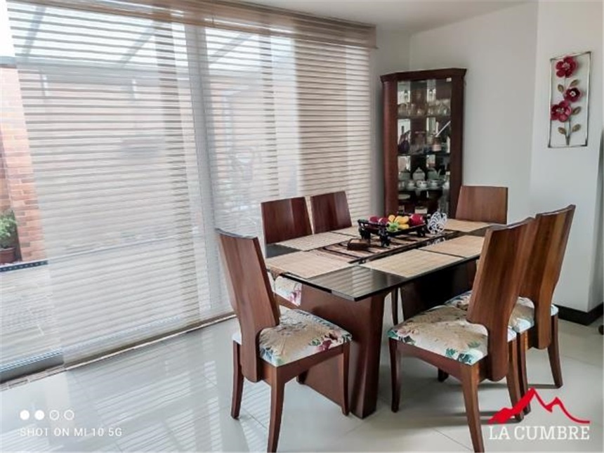 Casa de 3 alcobas en venta en Cd San Lucas, Envigado, 204 m² · foto 8 de 24