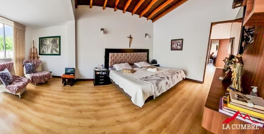 Casa de 3 alcobas en venta en Cd San Lucas, Envigado, 204 m² · foto 15 de 24