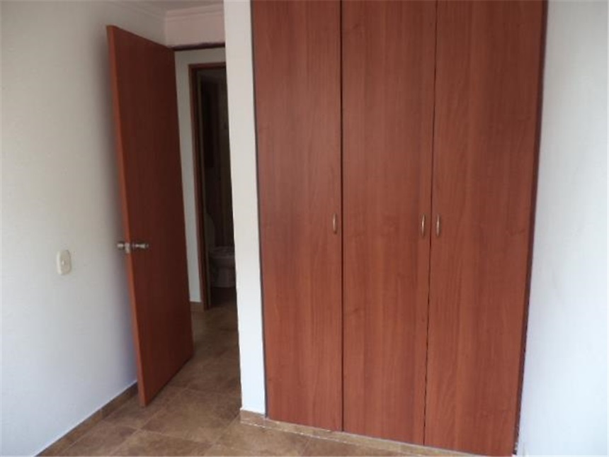 Piso – Bogotá, Cantalejo, Localidad Suba - Más
