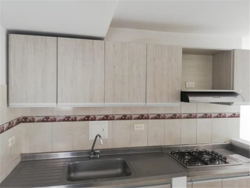 Apartamento de 3 alcobas en venta en Centro, Girón, 54 m² · foto 3 de 21