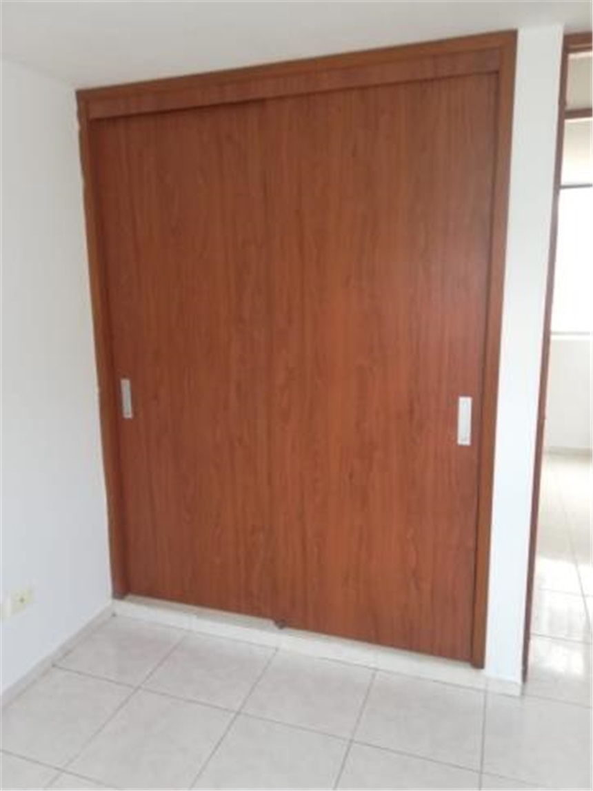 Apartamento de 3 alcobas en venta en Centro, Girón, 54 m² · foto 6 de 21