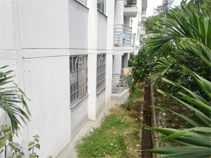 Apartamento de 3 alcobas en venta en Centro, Girón, 54 m² · foto 17 de 21