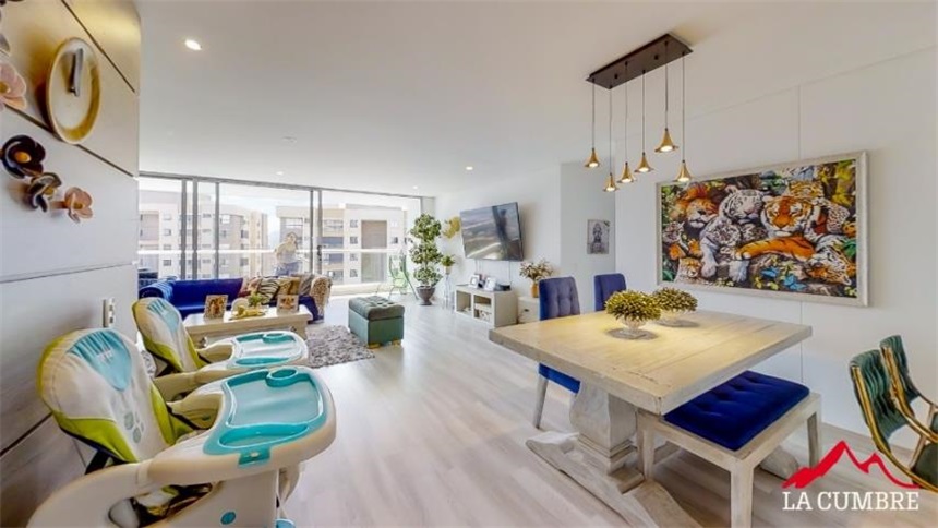 Apartamento de 4 alcobas en arriendo en Los Balsos, Medellín, 313 m² · foto 7 de 22