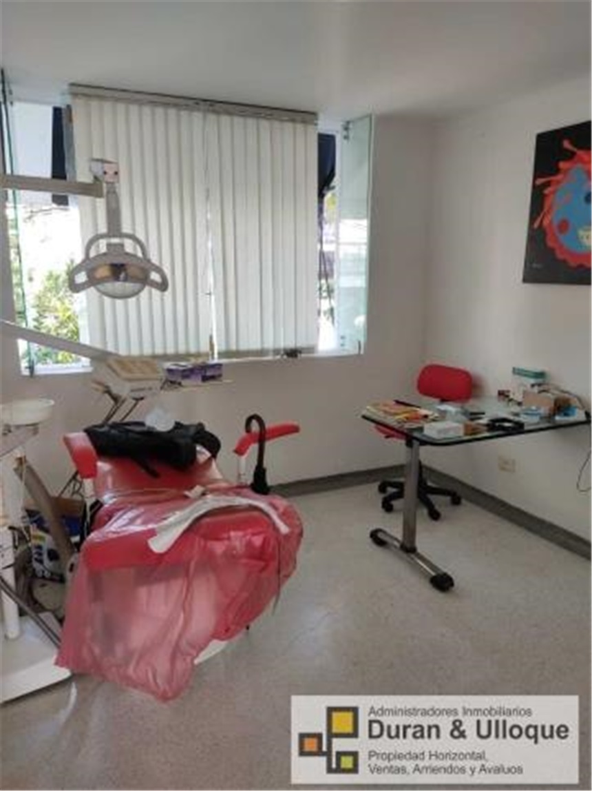 Consultorio en venta en Conucos, Bucaramanga, 168 m² · foto 21 de 24